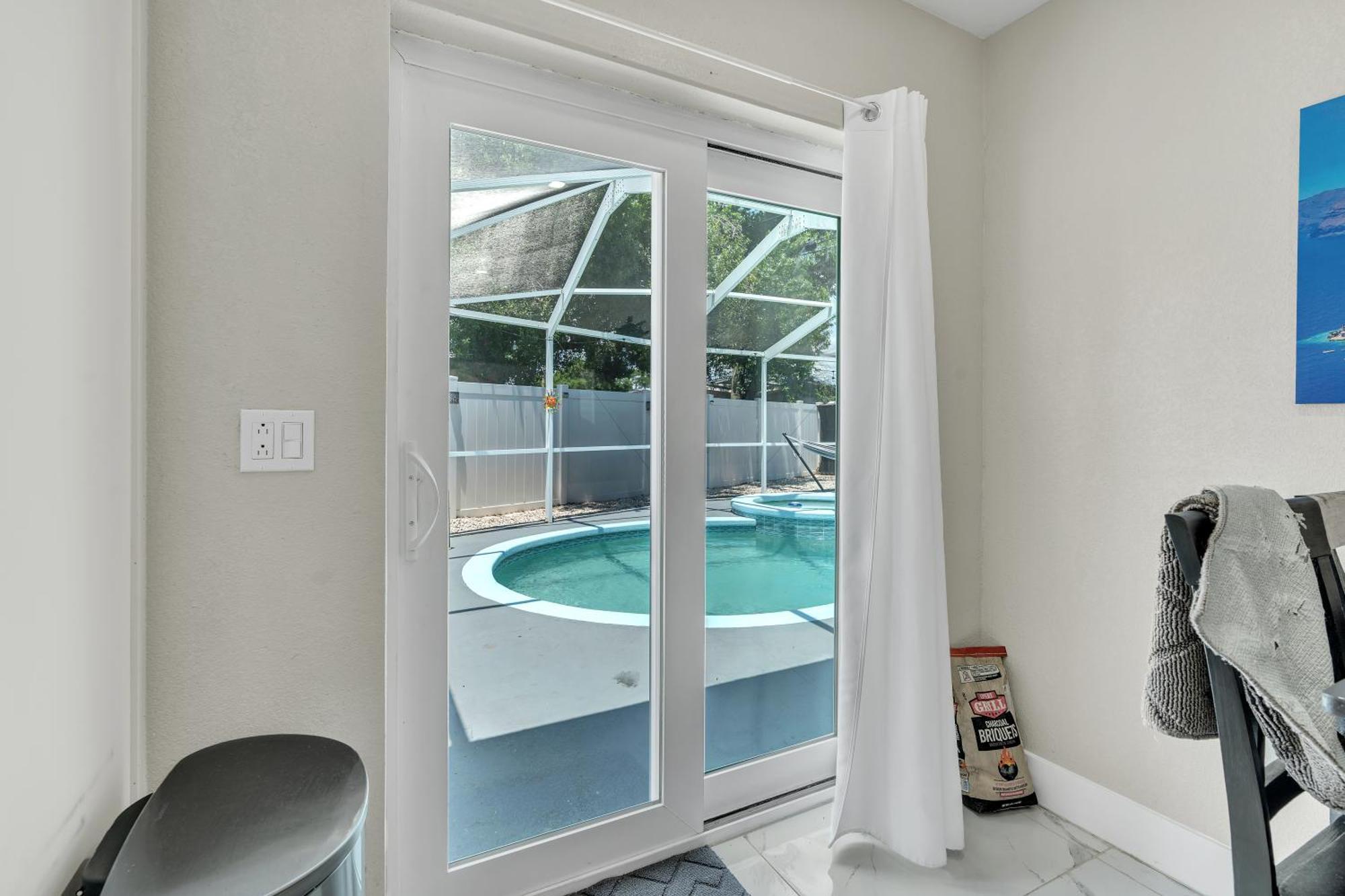 Stunning Modern Home In Tampa With Pool - Just 5 Minutes From Airport! Exteriör bild