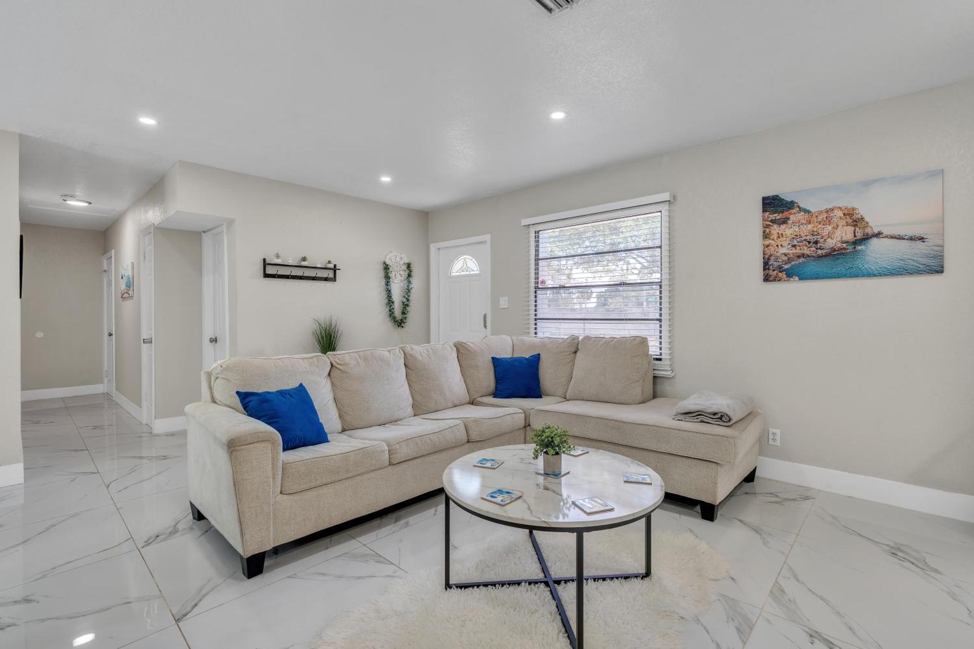 Stunning Modern Home In Tampa With Pool - Just 5 Minutes From Airport! Exteriör bild