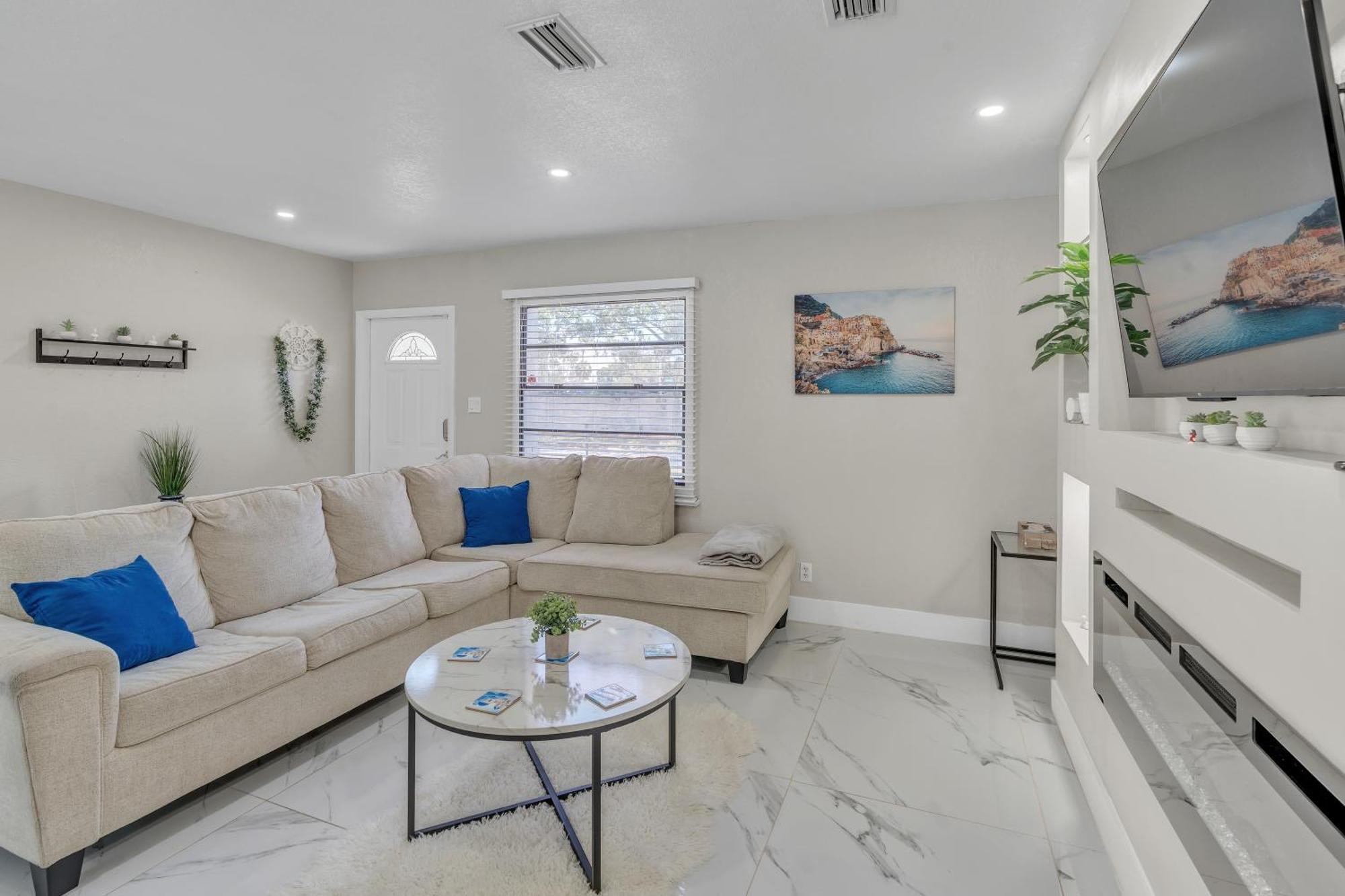 Stunning Modern Home In Tampa With Pool - Just 5 Minutes From Airport! Exteriör bild